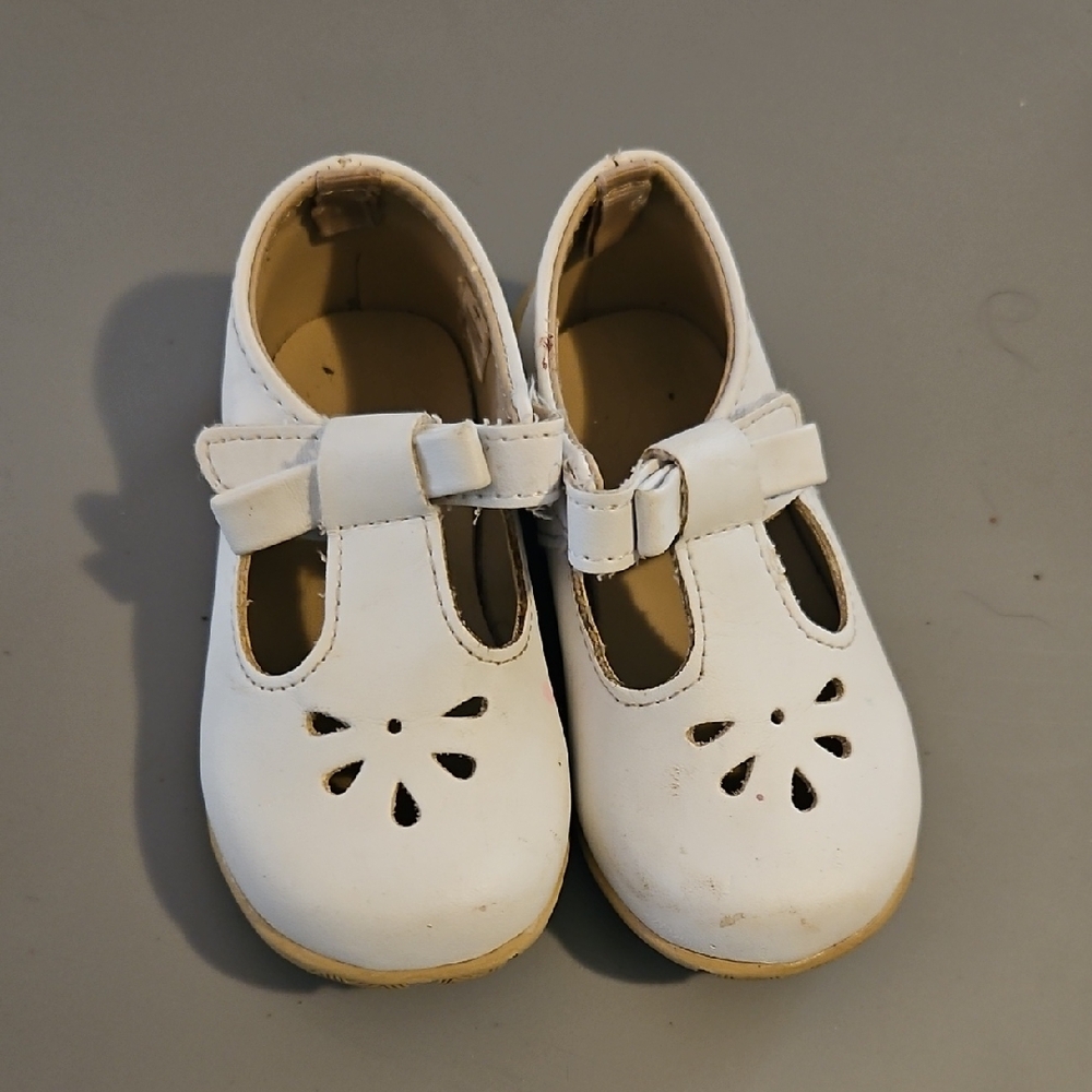 Elegant White Kids Dress Shoes